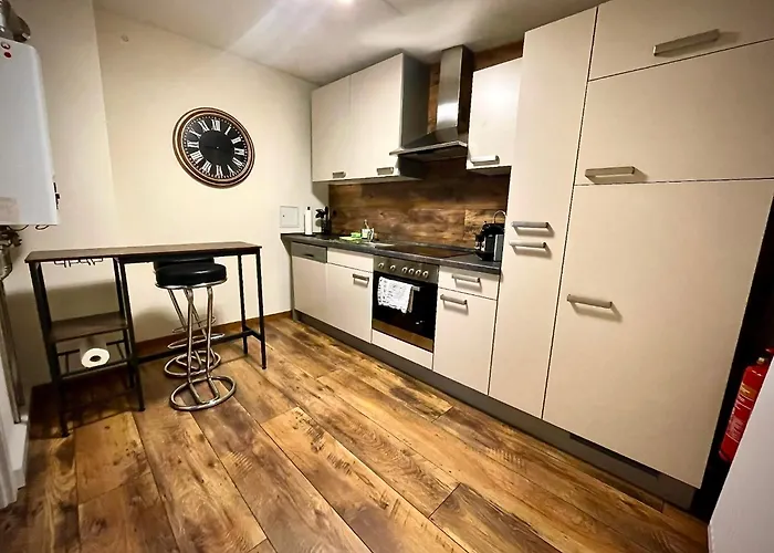 # One Apartment\'S / Parkplatz / Schlossplatz